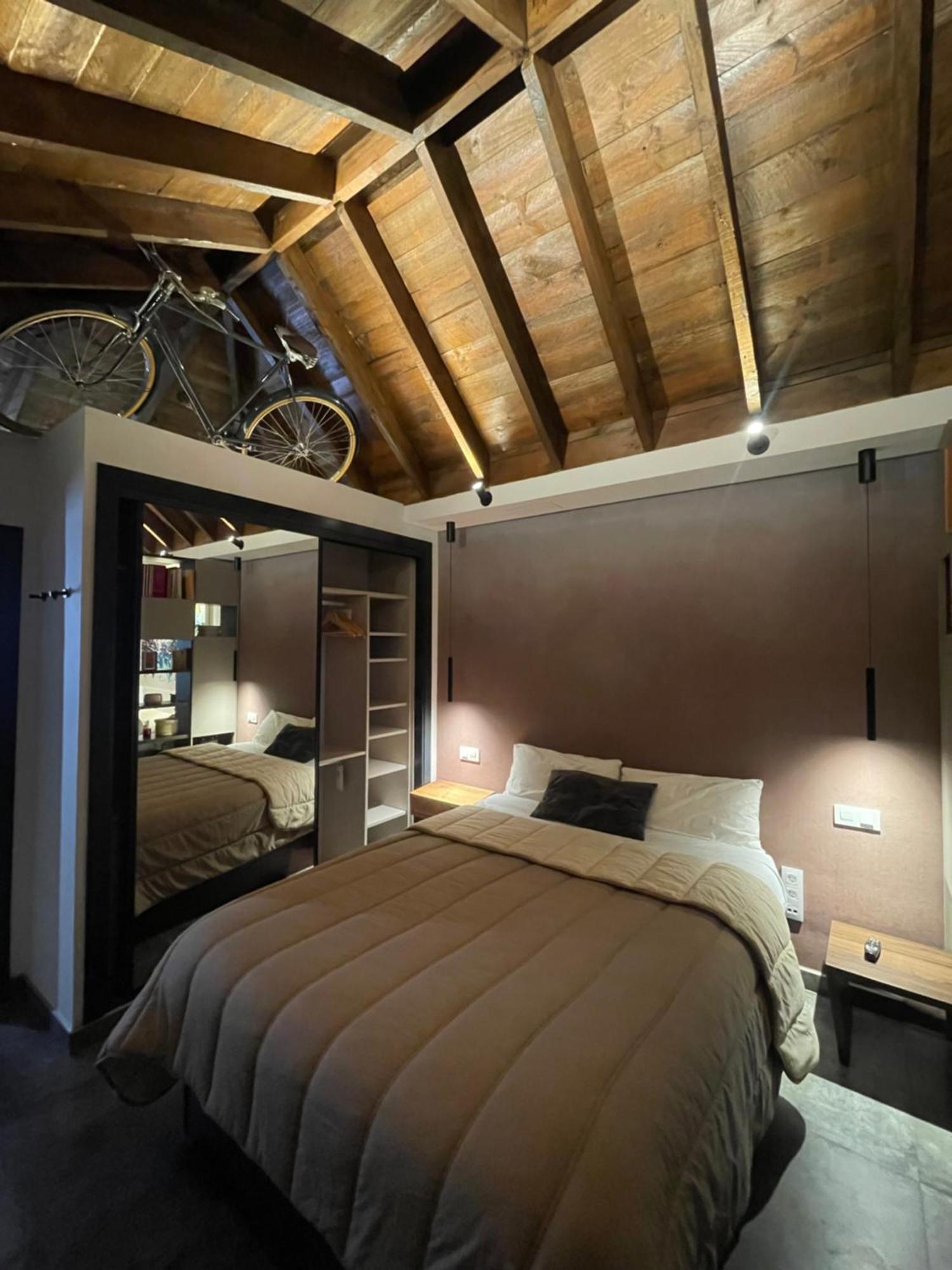 Komodo Gran Poder - Penthouse With Private Pool And Cozy Twin Bedroom Central Apartment Sevilla Bagian luar foto