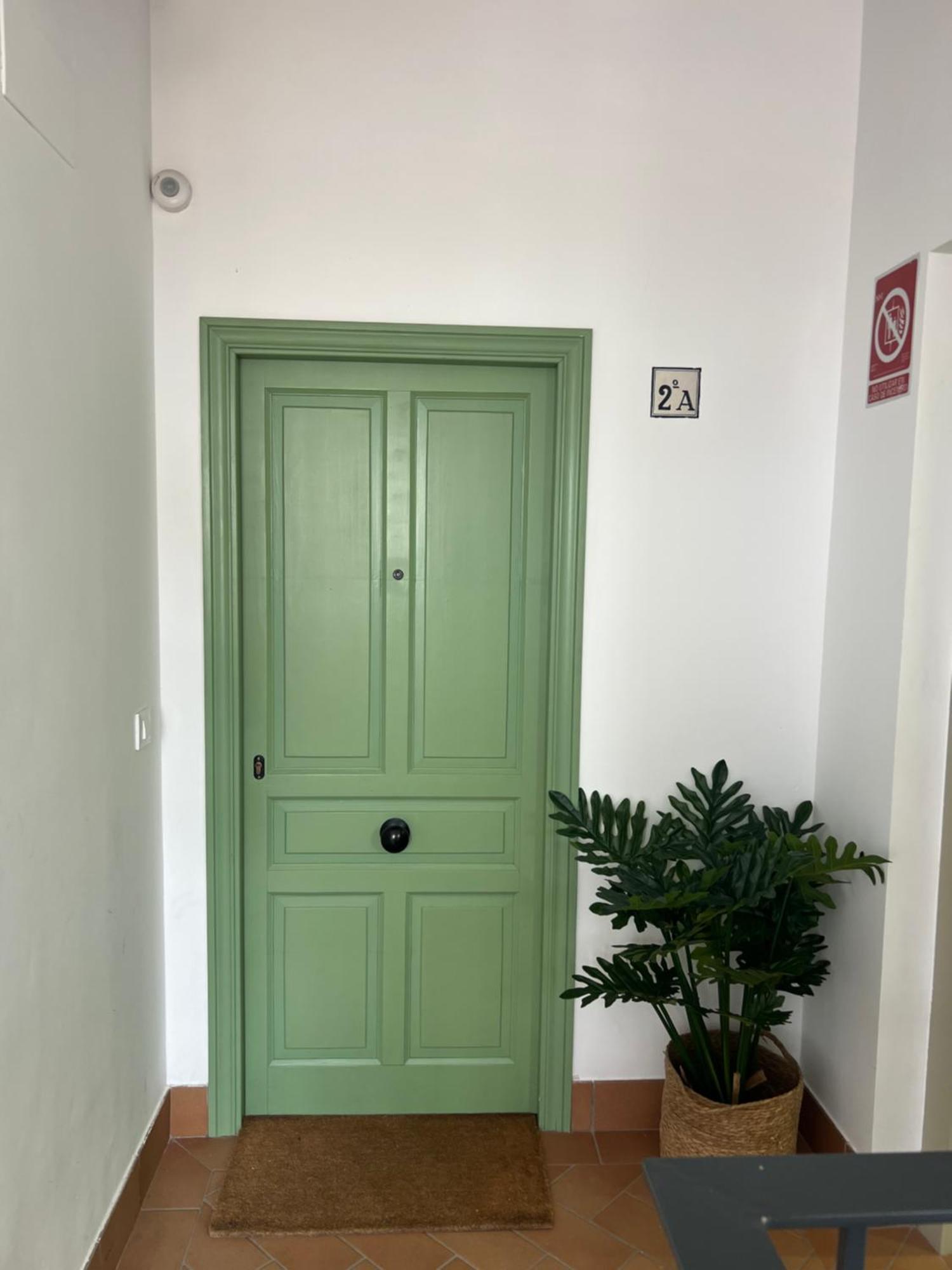 Komodo Gran Poder - Penthouse With Private Pool And Cozy Twin Bedroom Central Apartment Sevilla Bagian luar foto